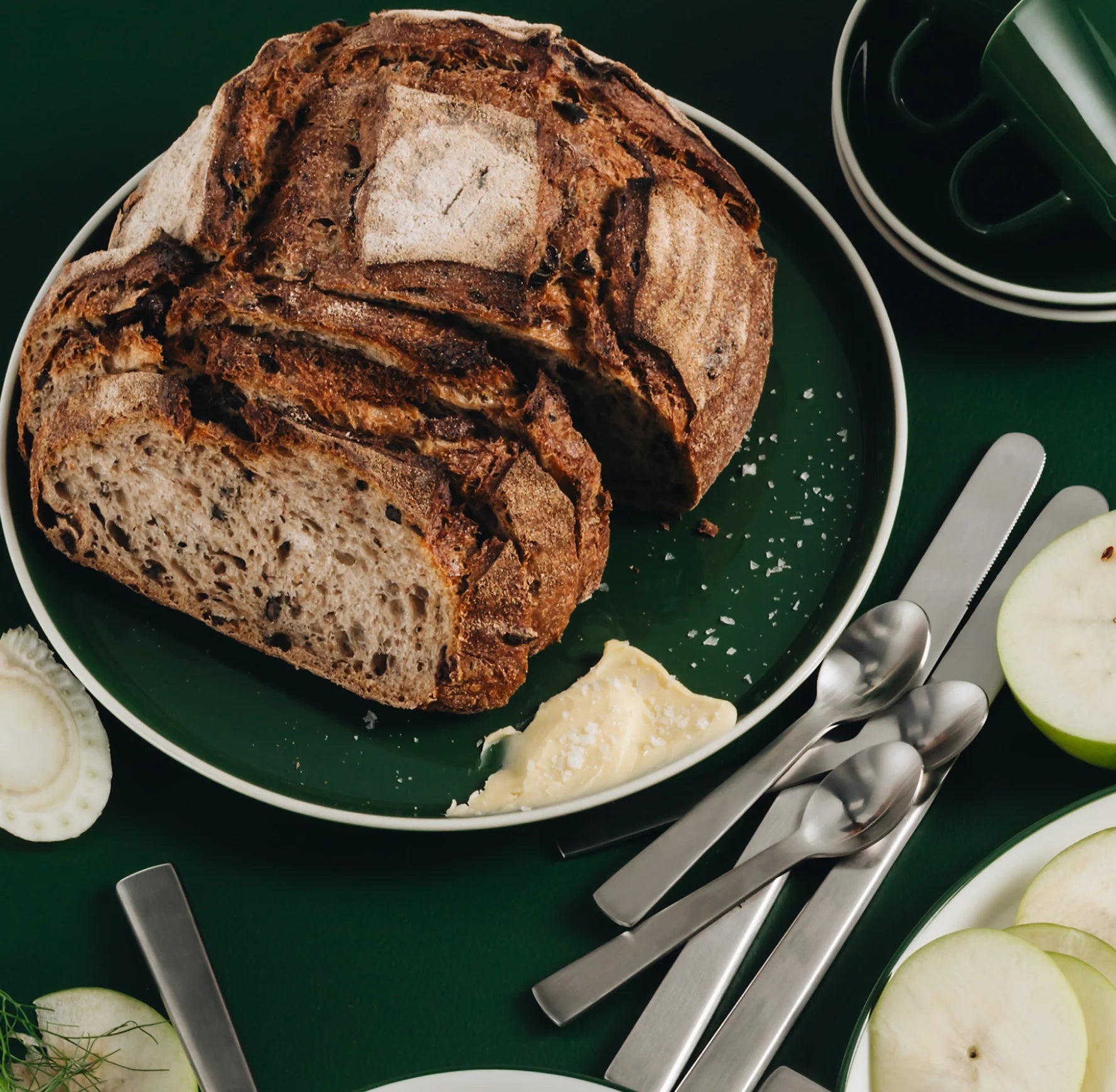 ACME & Co - Roman Large Plate, Kawakawa - The Flower Crate