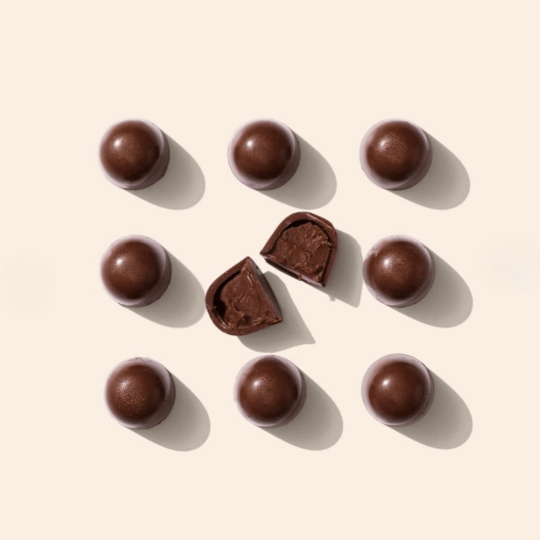 Bennetts - Jolly Bonbon Box - The Flower Crate