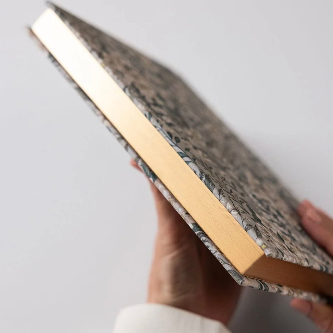 Bespoke Letterpress - 2026 Weekly Linen Planner, Ivory Garden - The Flower Crate