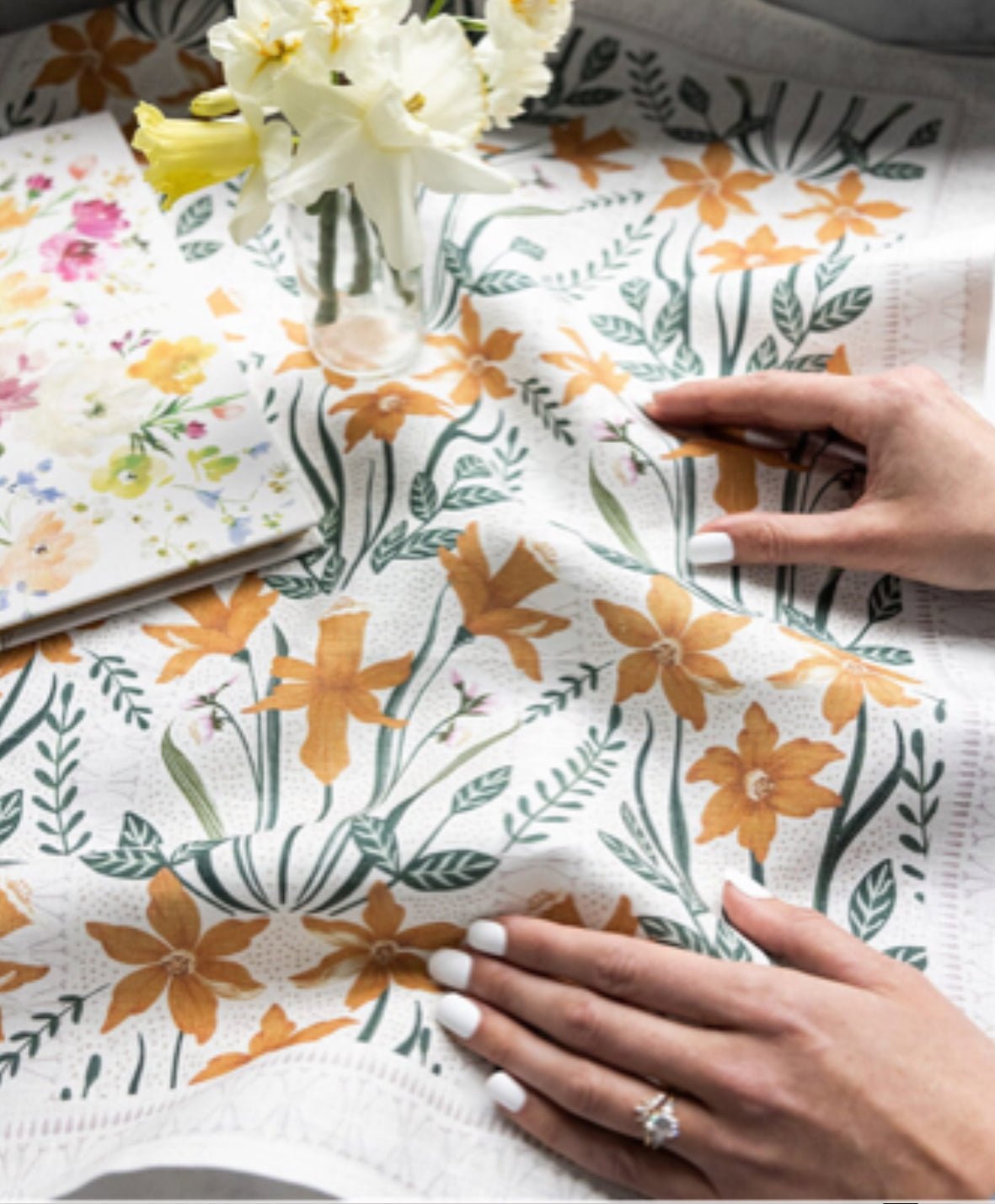 Bespoke Press - Daffodil Linen Tea Towel - The Flower Crate