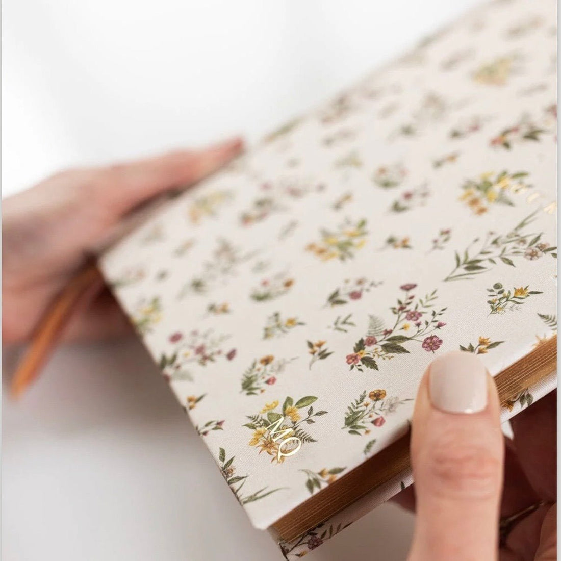 Bespoke Press - Lined Linen Bound Journal, Botanical Blooms - The Flower Crate