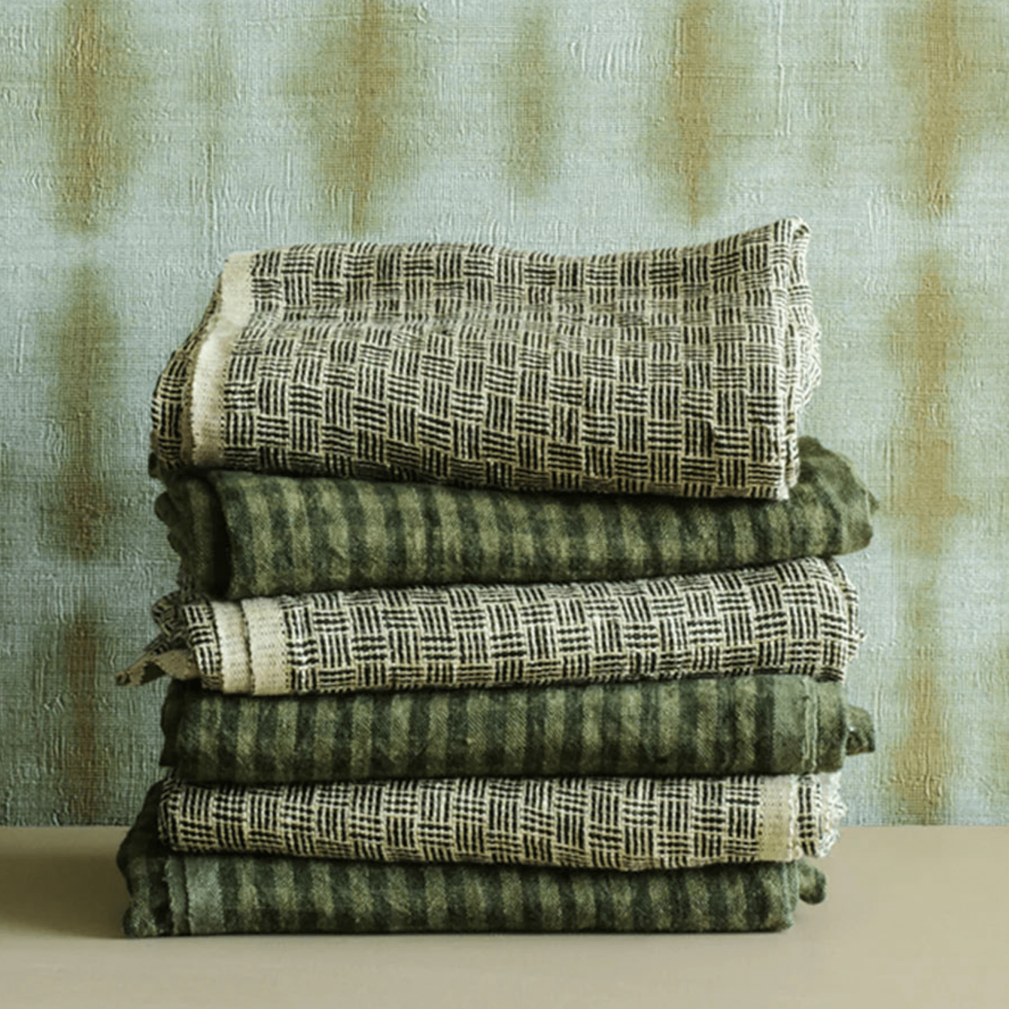 Bianca Lorenne - Sage Check Tea Towel - The Flower Crate