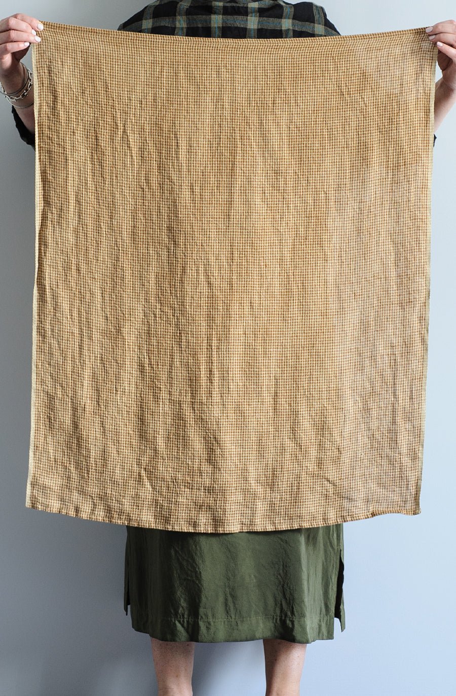 Bianca Lorenne - Sepia Houndstooth Tea Towel - The Flower Crate