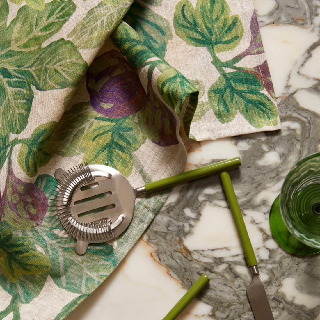 Bonnie & Neil - Figgy Green Teatowel - The Flower Crate