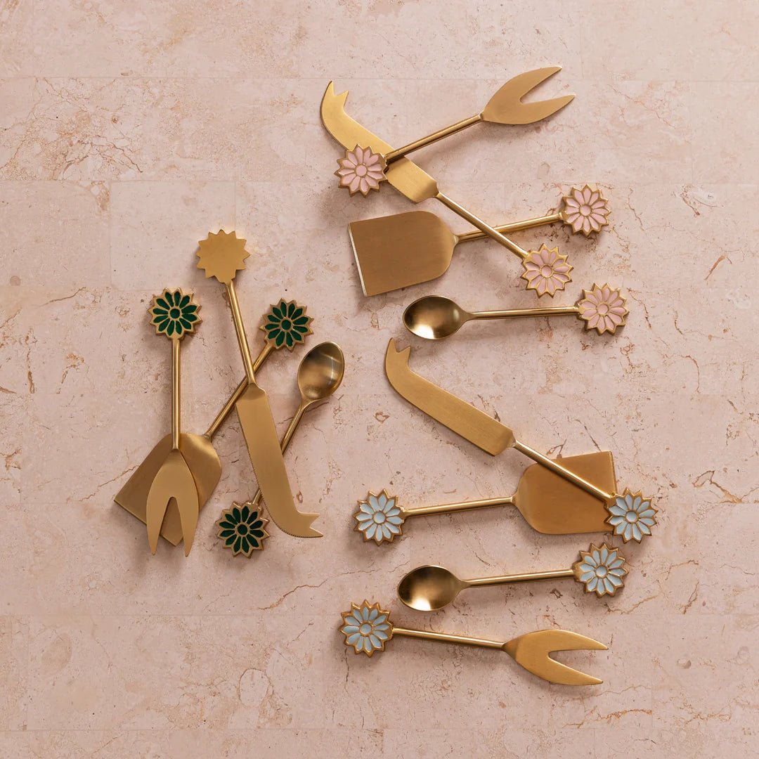 Bonnie & Neil - Petal Cheese Knife Set, Powder Blue - The Flower Crate