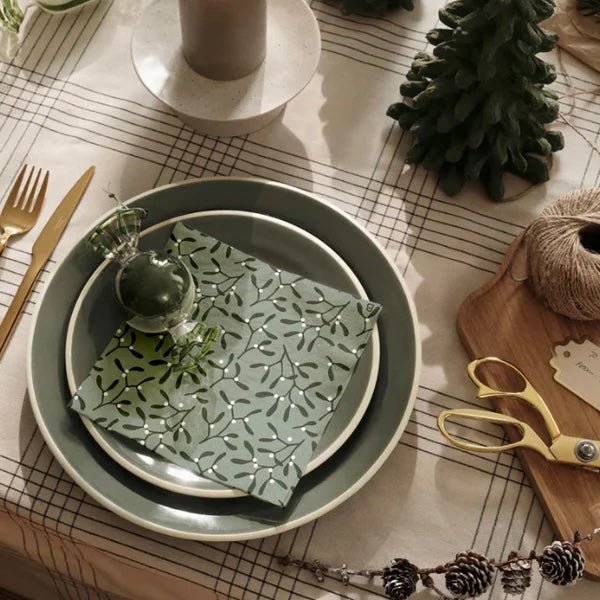 Broste - Mistletoe Paper Napkins - The Flower Crate