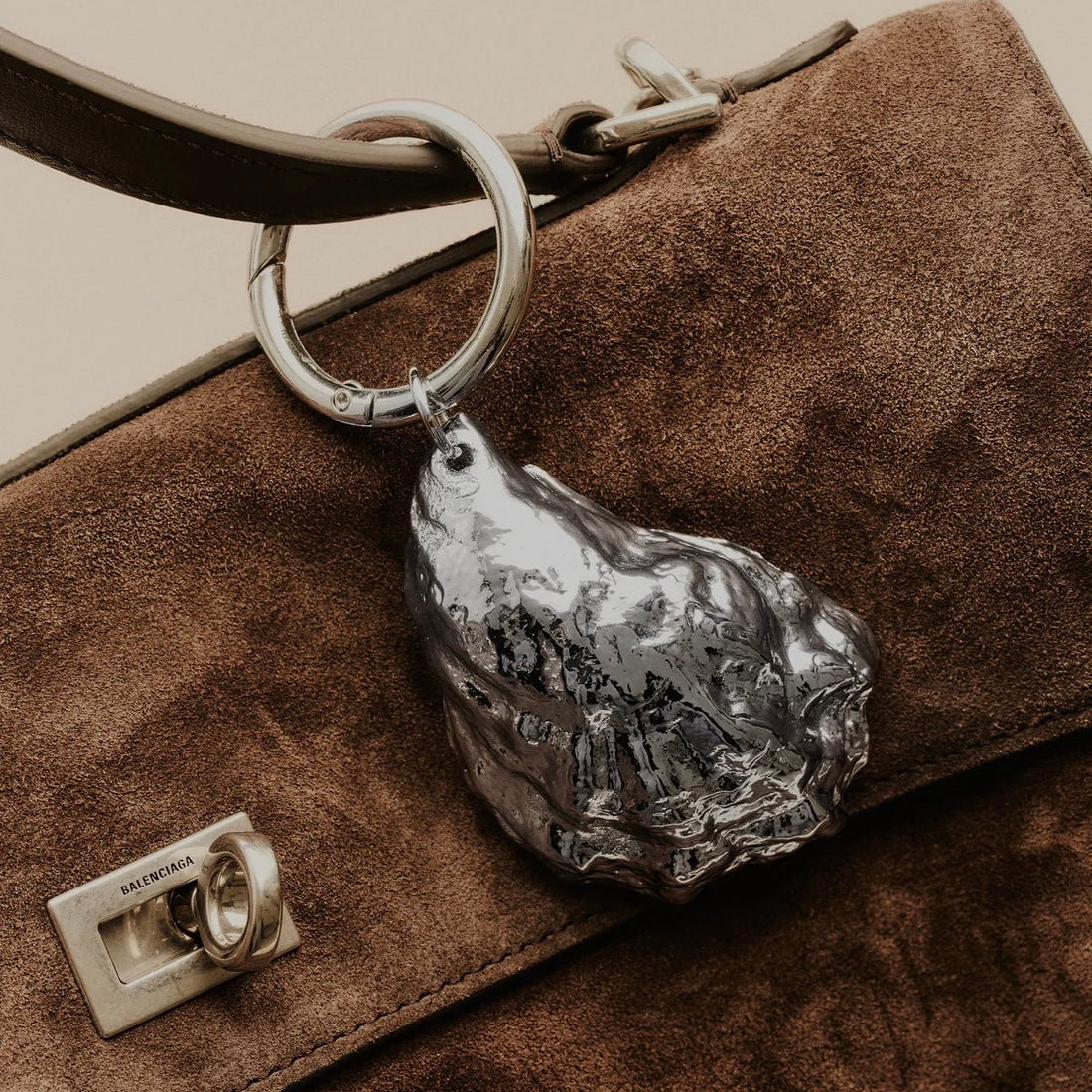 Corey Ashford - Oyster Keyring, Silver - The Flower Crate