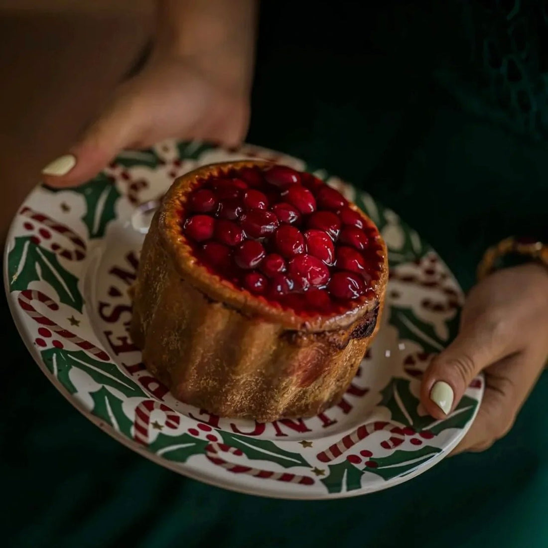 Emma Bridgewater - Candy Canes 8 ½" Plate - The Flower Crate