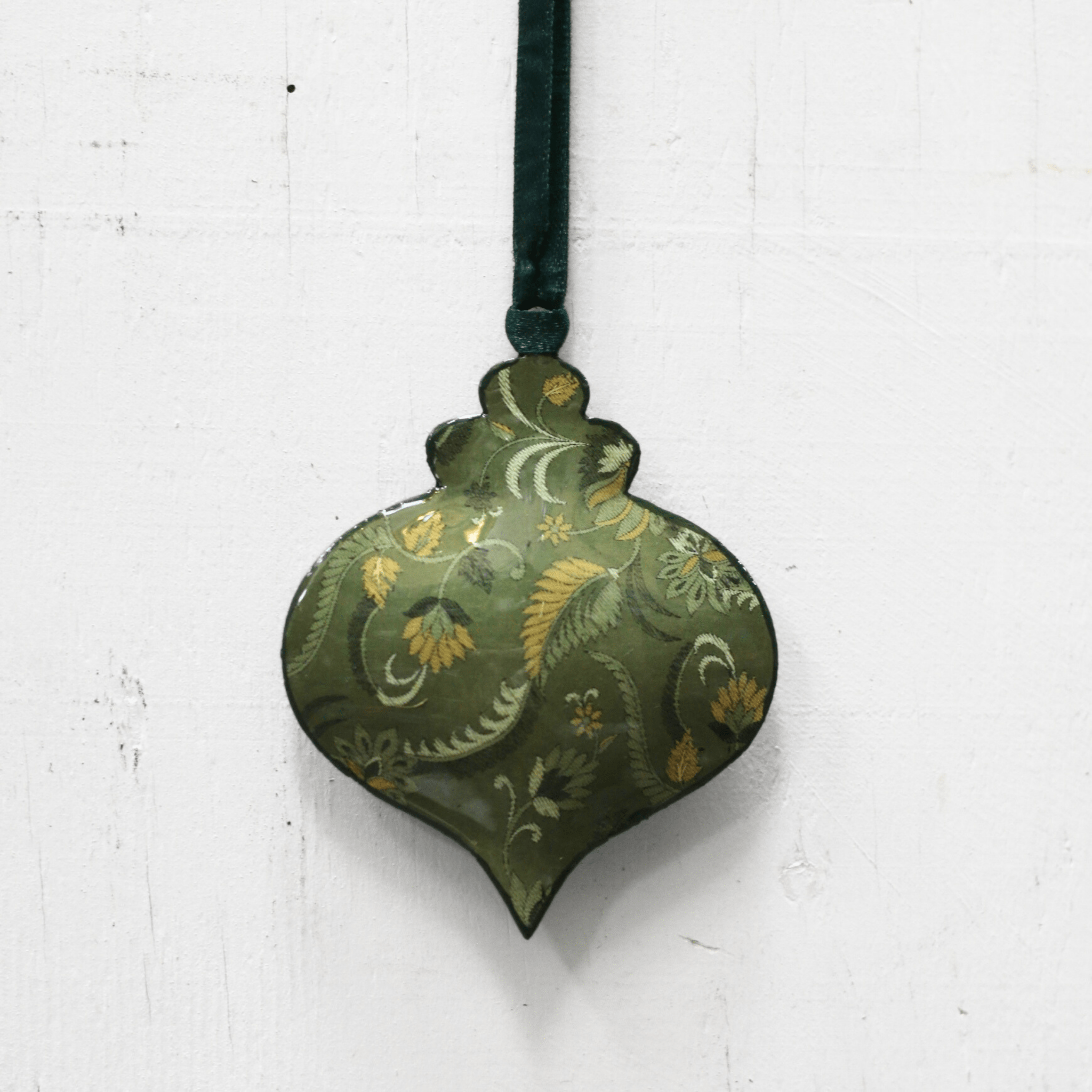 Floral Tin Hanging Decoration - The Flower Crate