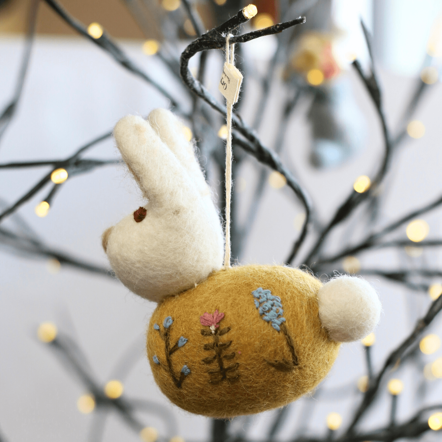 Gry & Sif - Felt Sitting Embroidered Bunny - The Flower Crate