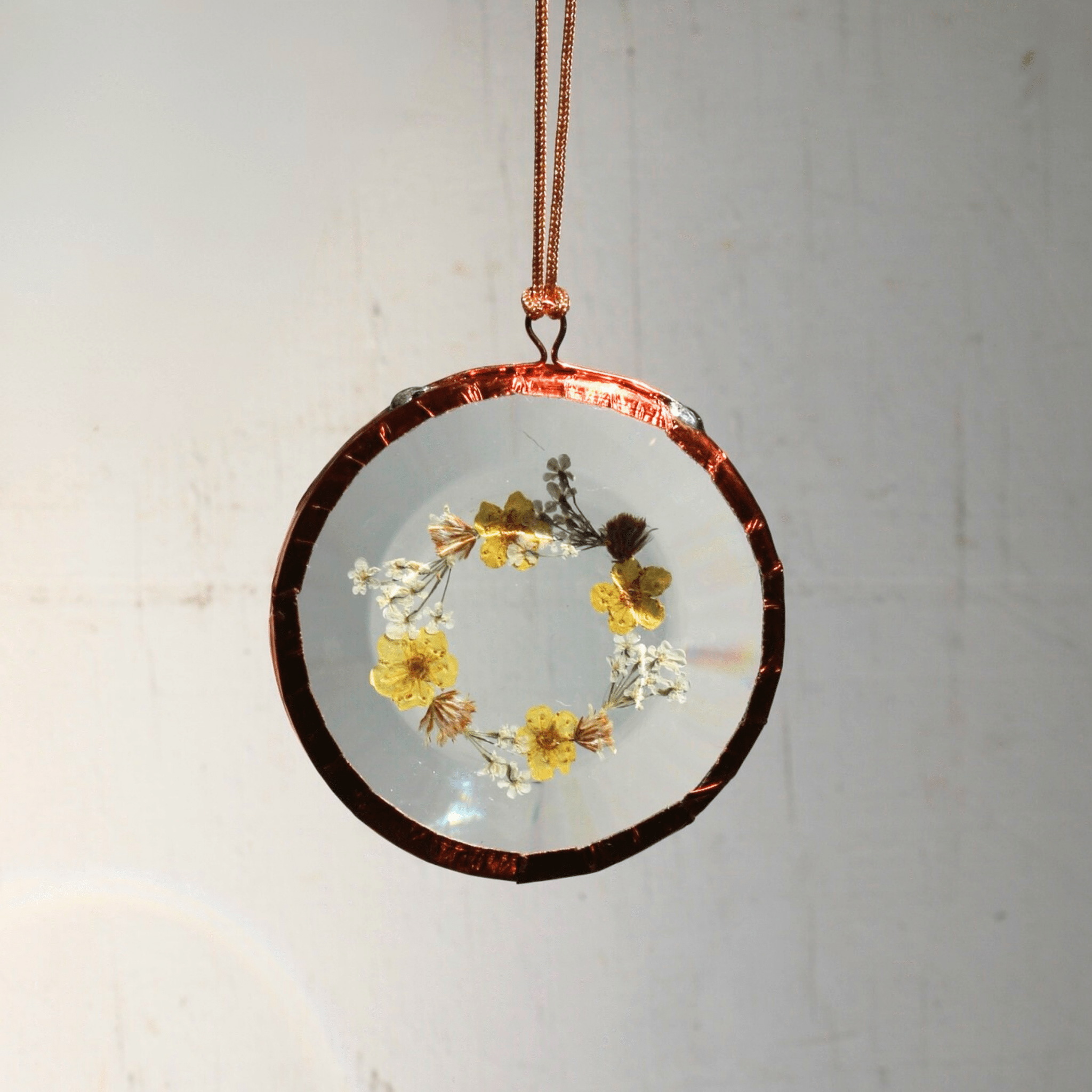 Hydrangea Ranger - Pressed Flower Suncatcher, Round Mini - The Flower Crate