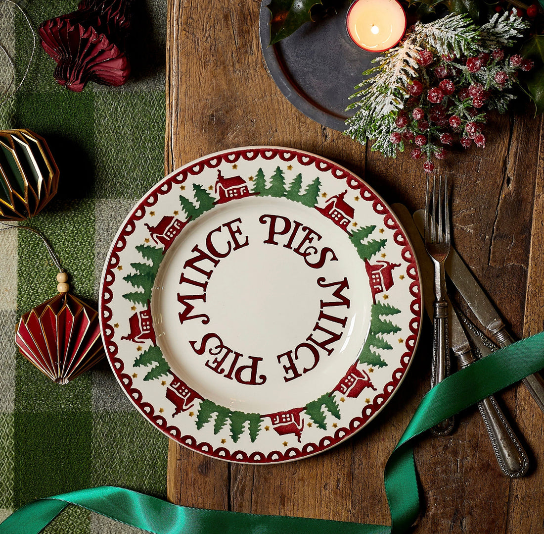 Emma Bridgewater Christmas Cabin Mince Pies 8 ½&quot; Plate