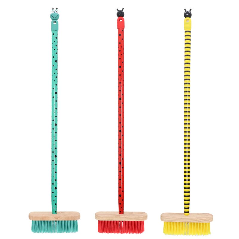 Kid’s Insect Broom - The Flower Crate