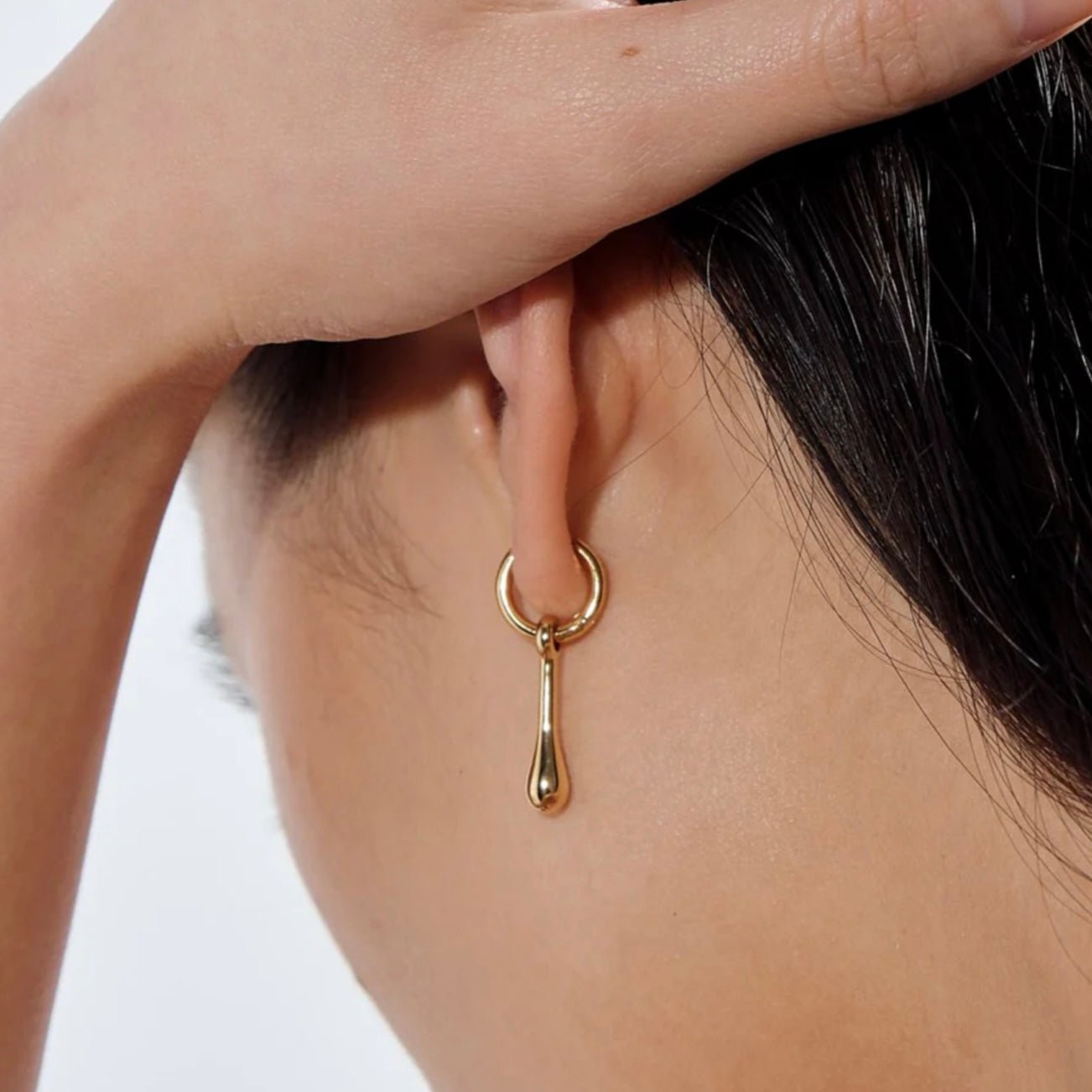 Linda Tahija - Mon Huggie Earrings - The Flower Crate