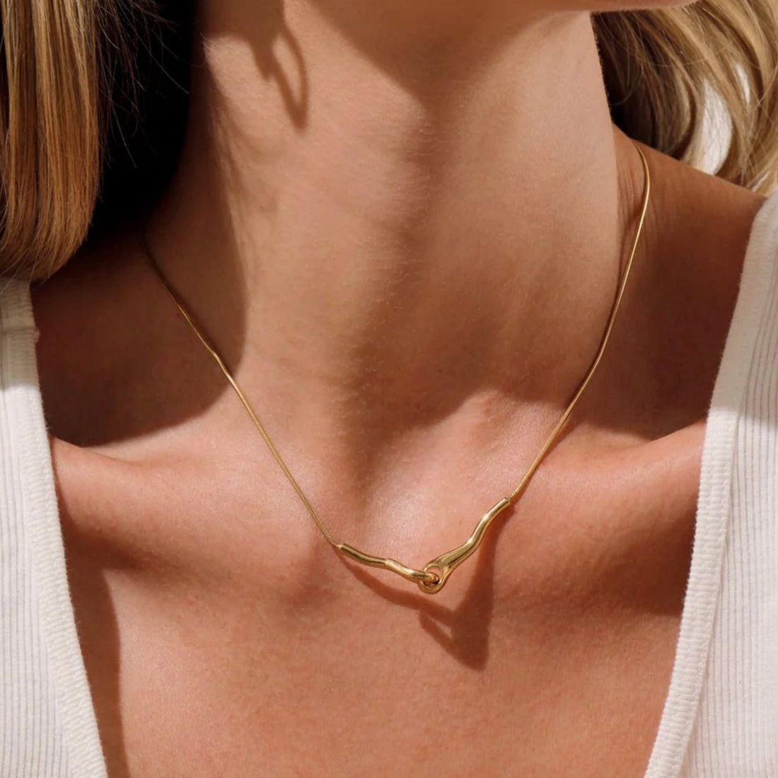 Linda Tahija - Ripple Necklace - The Flower Crate