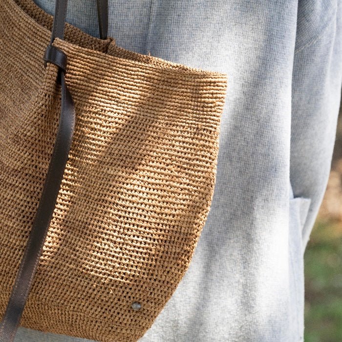 Made in Mada - Gemma XXL Raffia + Leather Bag - The Flower Crate