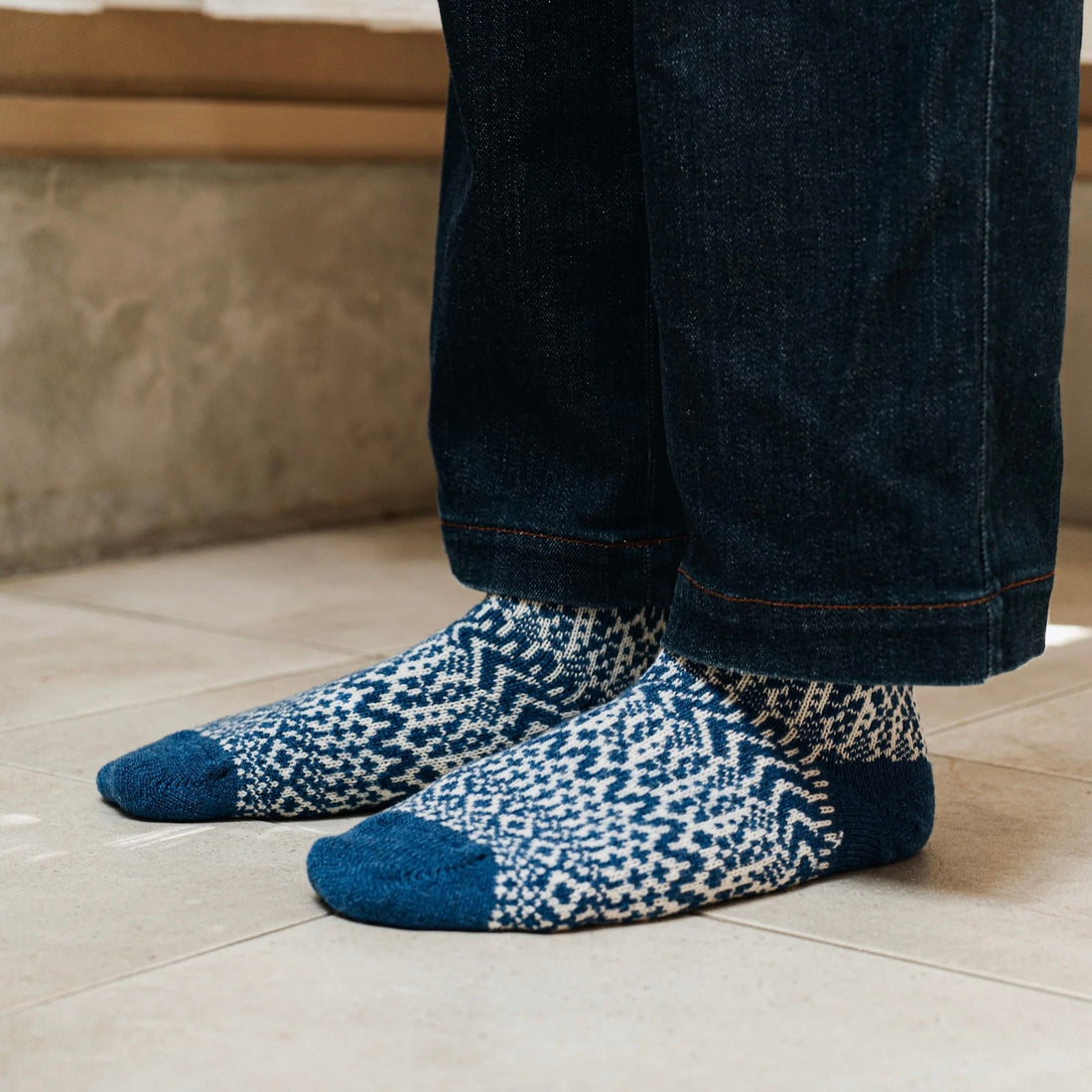 Nishiguchi Kutsushita - Oslo Wool Jacquard Socks, Seagull - The Flower Crate