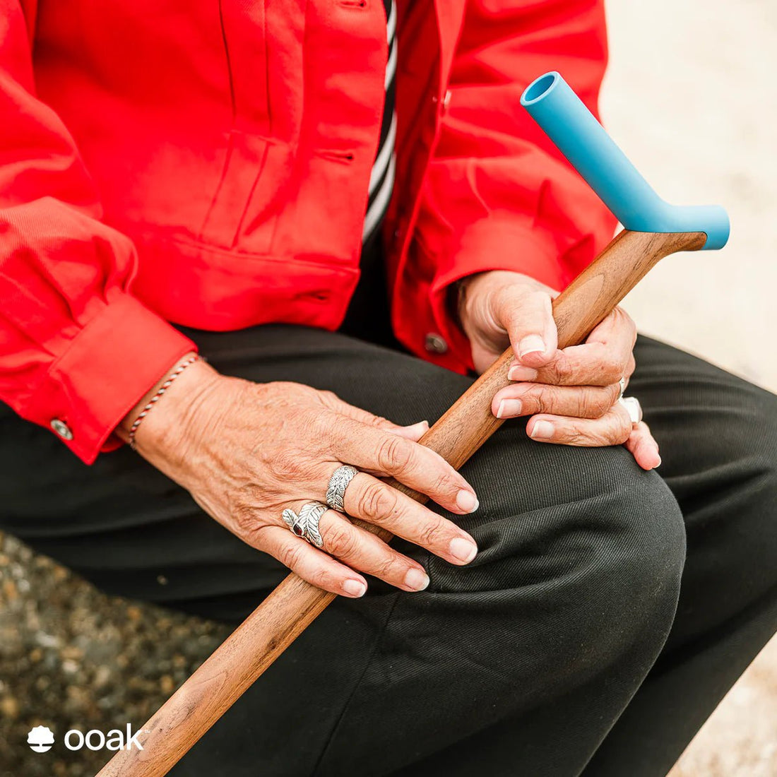 Ooak - Uno Walking Stick, Pacific & Walnut - The Flower Crate