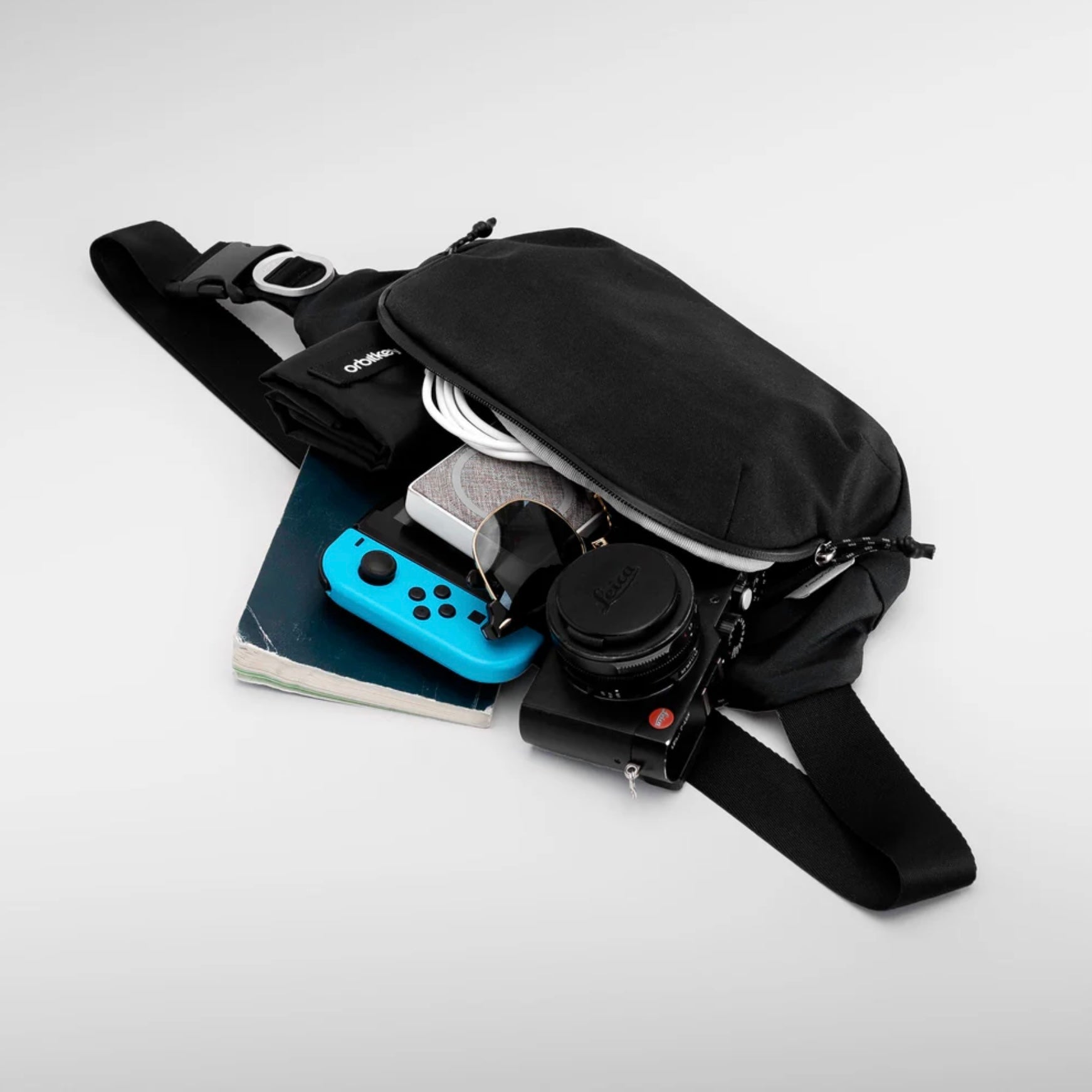 Orbitkey - Urban Sling Bag 4L, Black - The Flower Crate