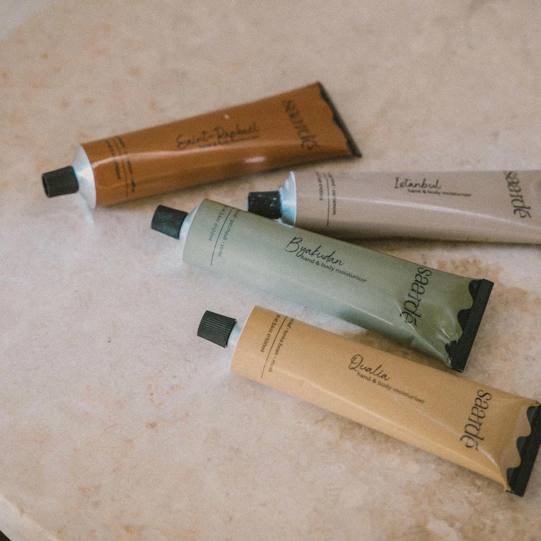 Saardé - Hand & Body Moisturiser, Qualia - The Flower Crate