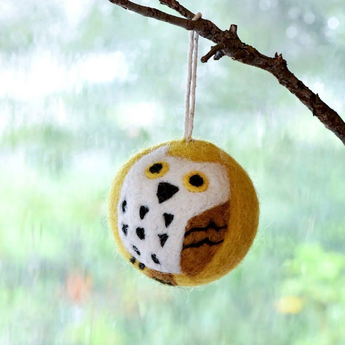 Tara Treasures - Felt Bauble - The Flower Crate