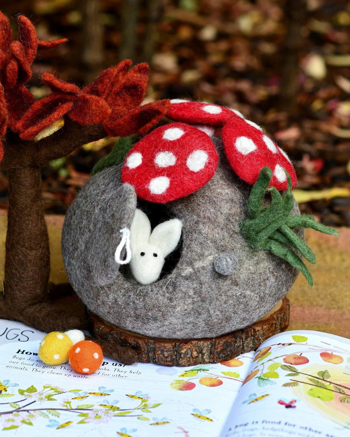 Tara Treasures - Felt Fairy Toadstool House with Bunny - The Flower Crate