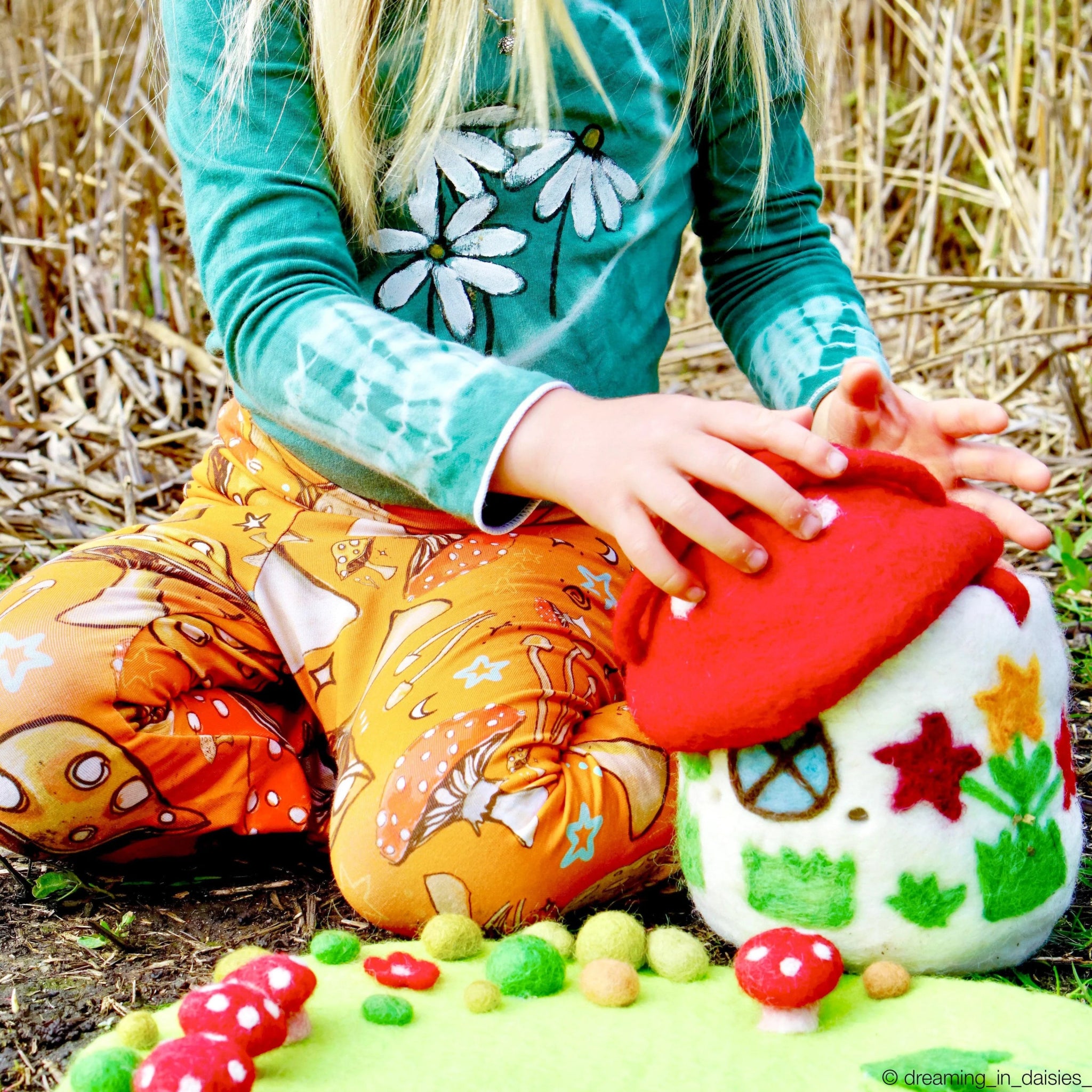 Tara Treasures - Felt Toadstool Bag - The Flower Crate