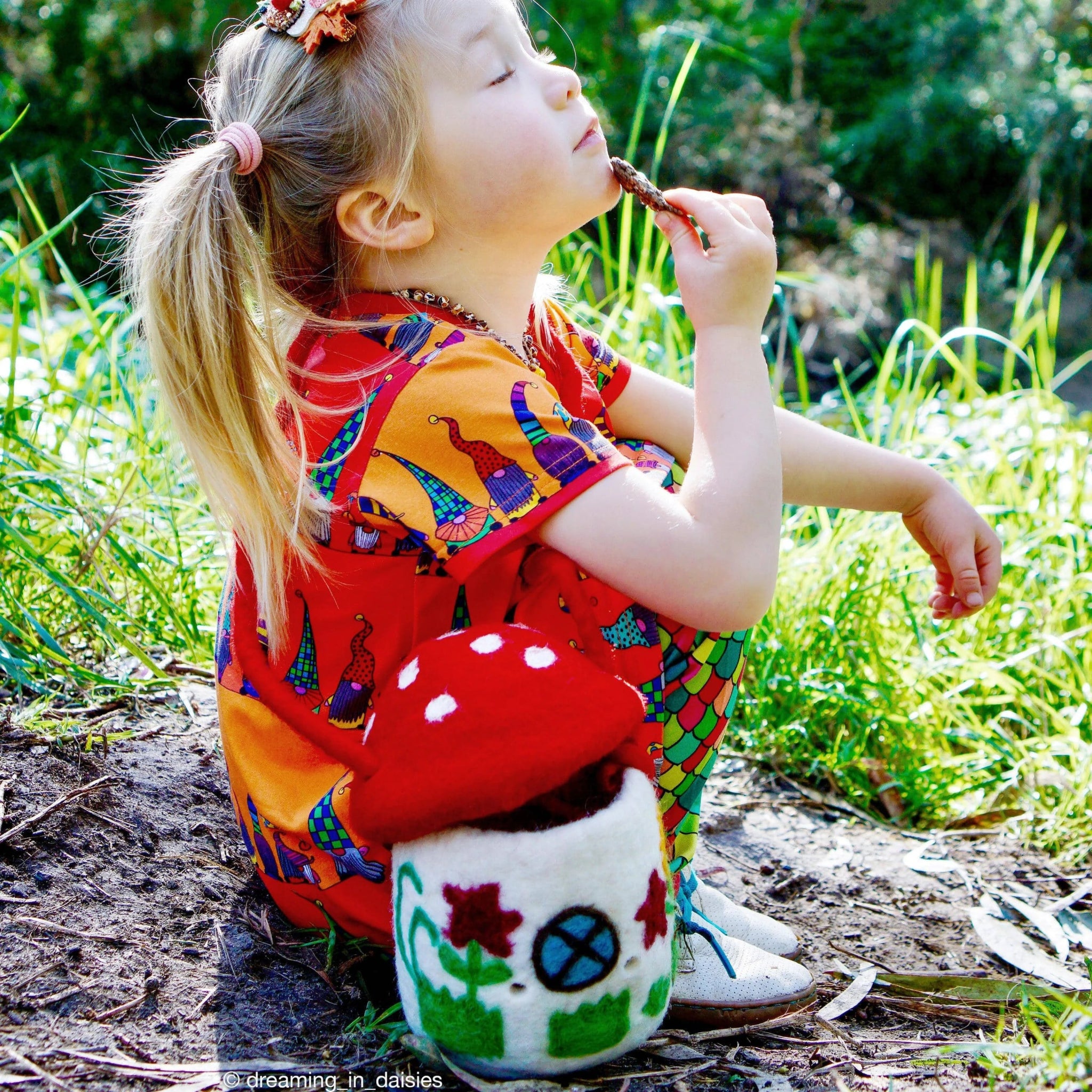 Tara Treasures - Felt Toadstool Bag - The Flower Crate