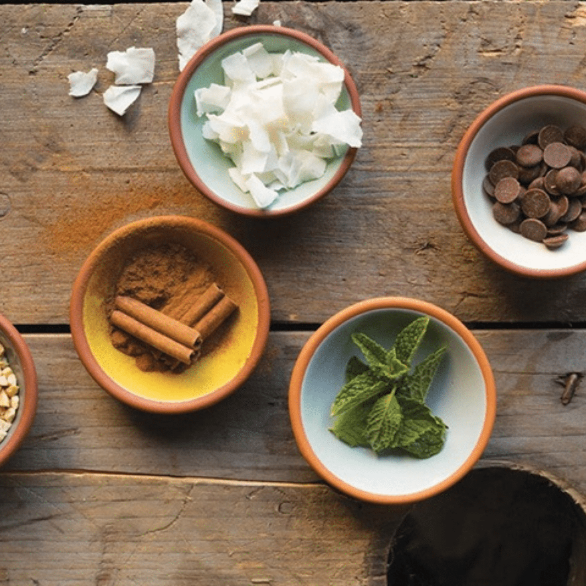 Terracotta Pinch Pots - The Flower Crate