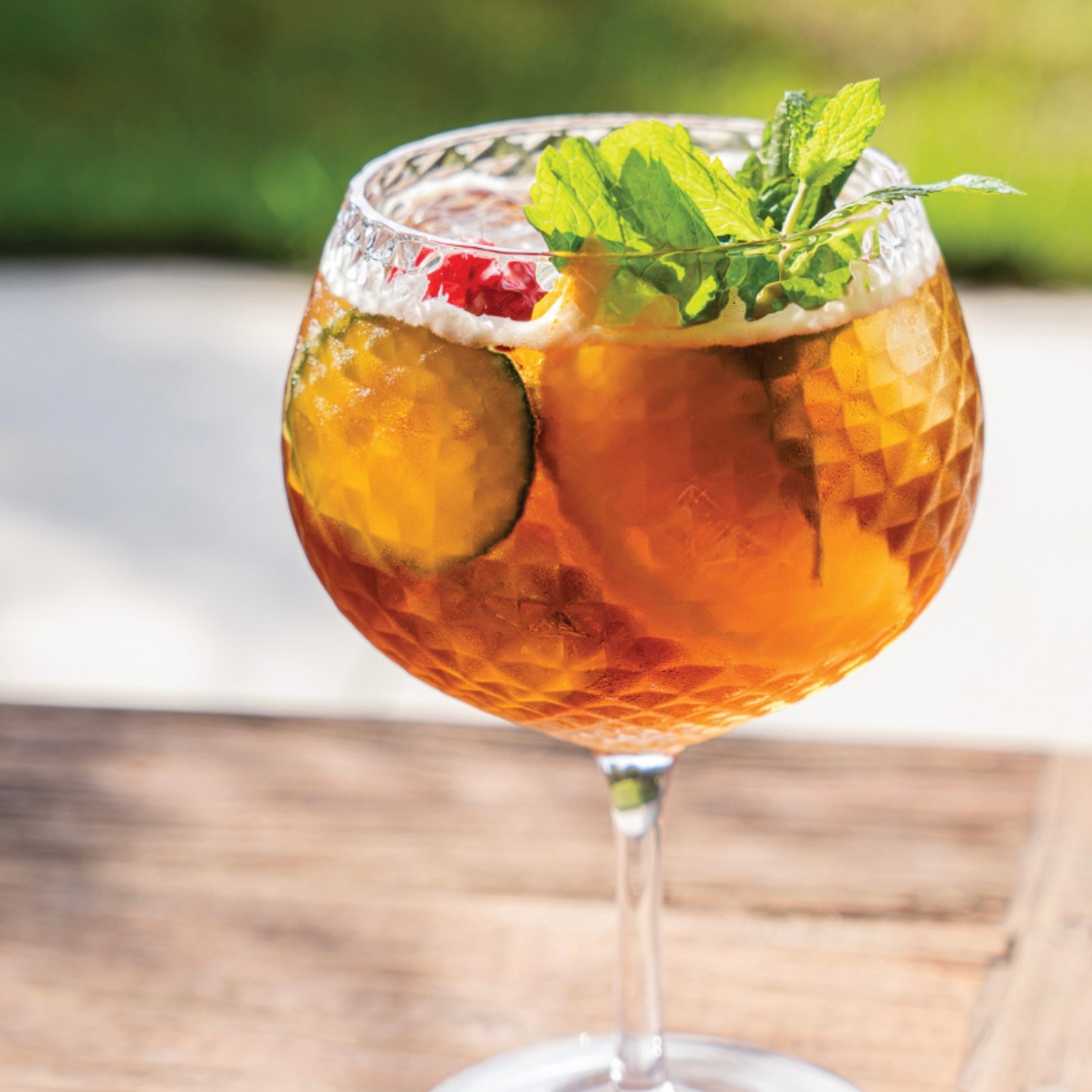 Veneziano Mixology Goblet, Balloon - The Flower Crate