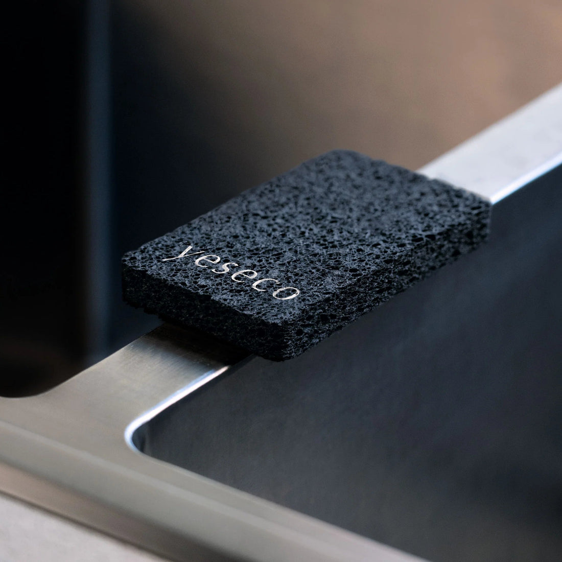 Yesēco - Expanding Sponge, Charcoal - The Flower Crate