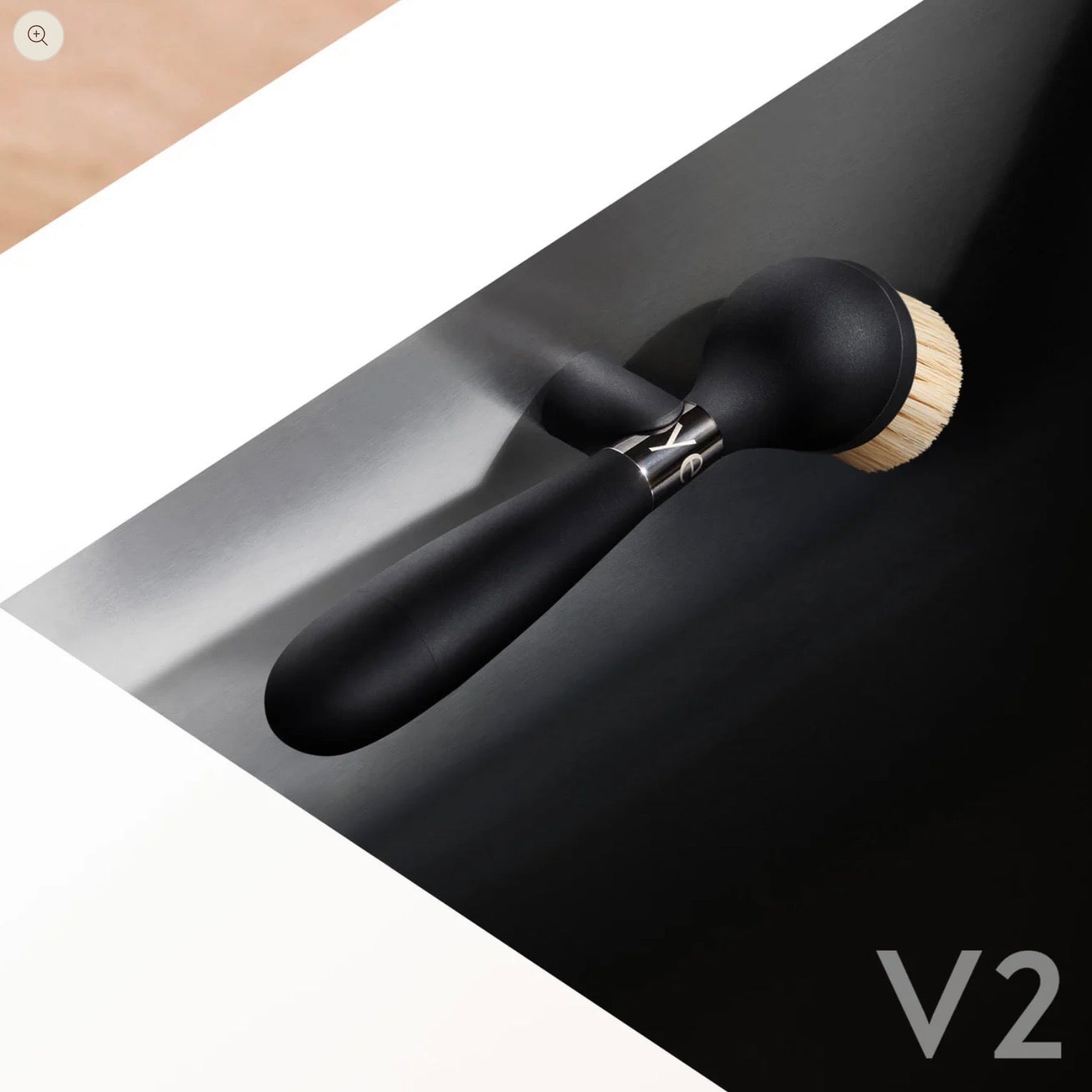 Yesēco - The ONE BRUSH, V2 - The Flower Crate