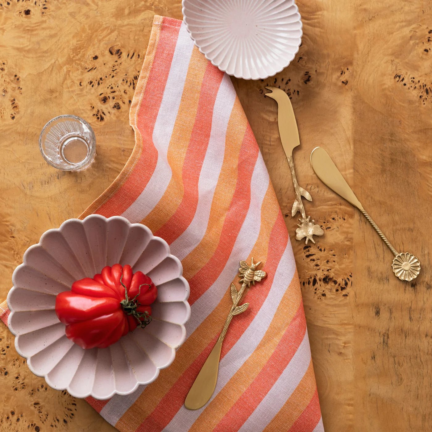 Bonnie & Neil Bee Cheese Knife - The Flower Crate