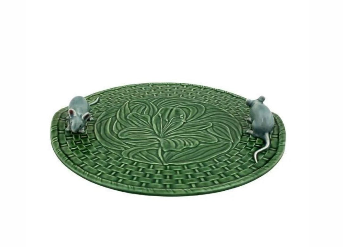 Bordallo Pinheiro - Green Lily Cheese Tray With Mouse - The Flower Crate