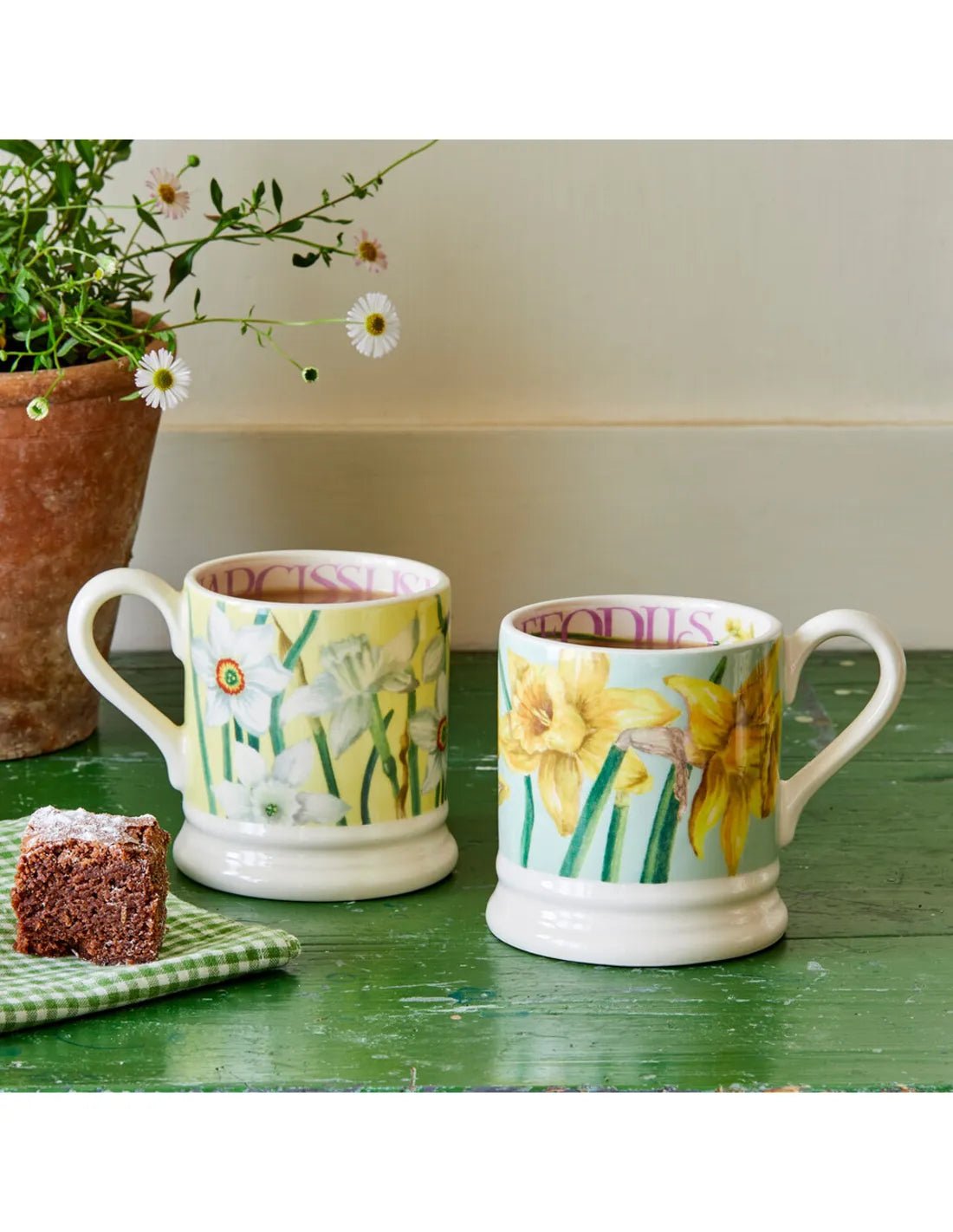 Emma Bridgewater Daffodil ½ Pint Mug - The Flower Crate