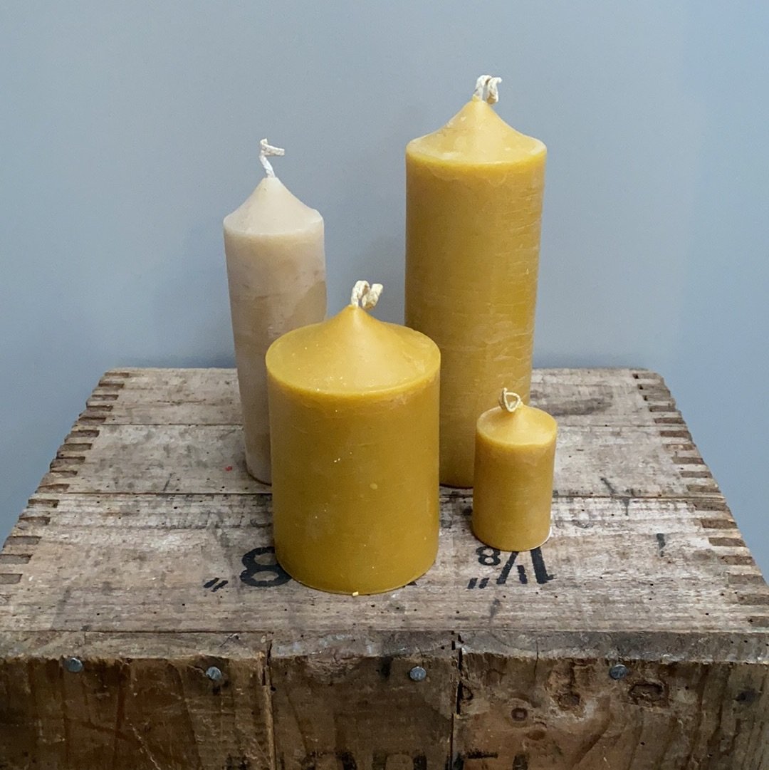 Hohepa Beeswax Café Candle - Fat - The Flower Crate