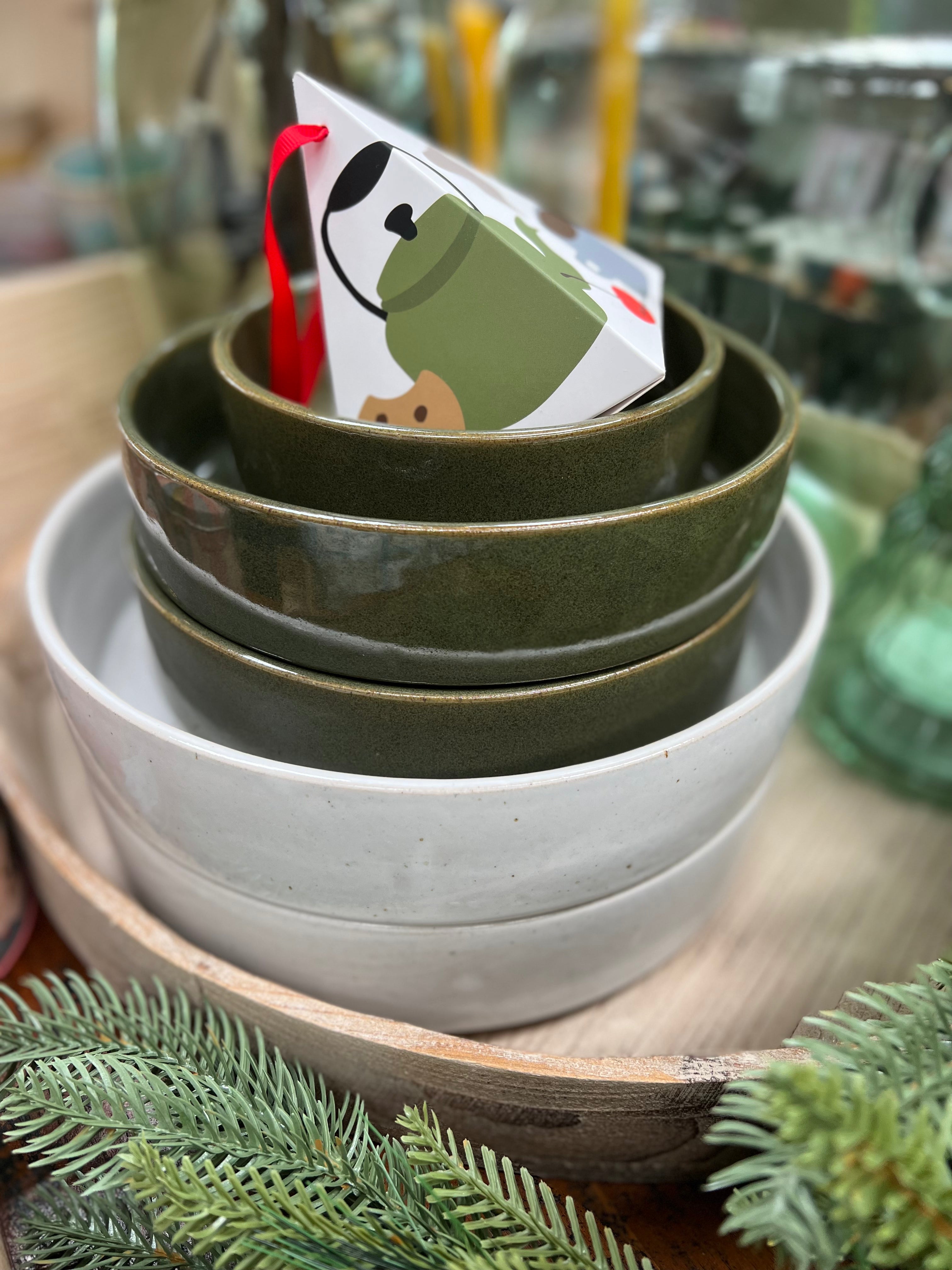 Richard Beauchamp - Stacking Bowls