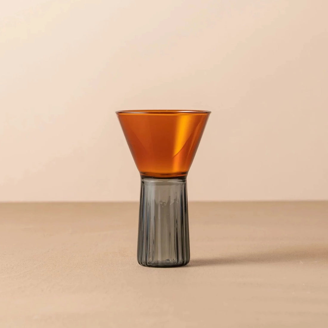 Kairos Wine Glass, Amber - The Flower Crate