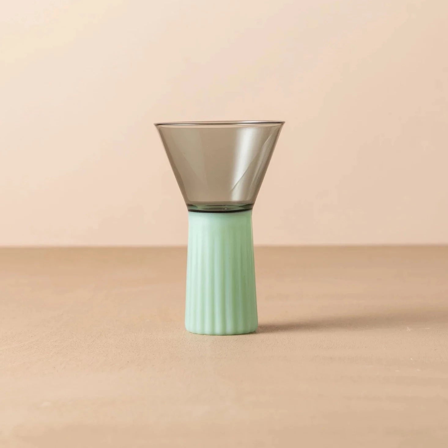 Kairos Wine Glass, Smoke - The Flower Crate