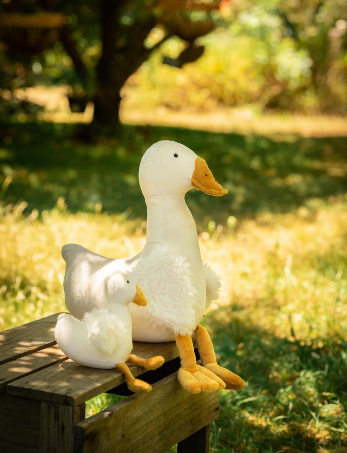 Snowy The Goose - The Flower Crate