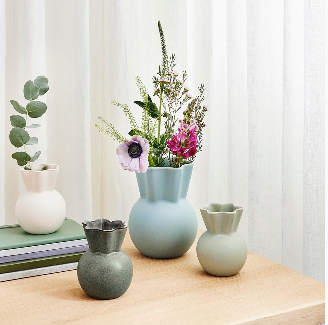 Sweeping Vase - Light Blue - The Flower Crate