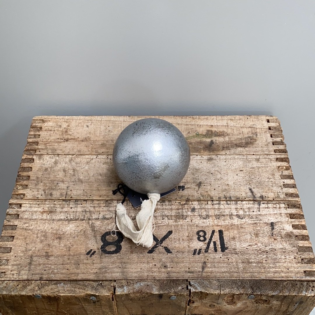 Wooden Christmas Bauble - The Flower Crate