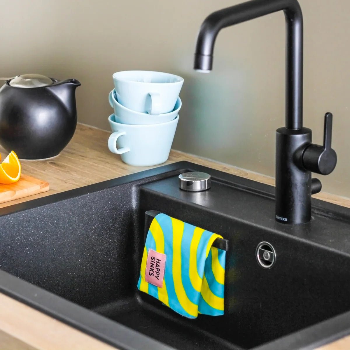 Happy Sinks - The Flower Crate