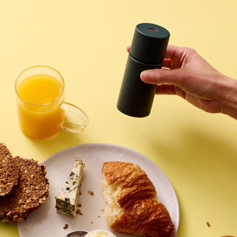 Crushgrind - Bergen Salt &amp; Pepper Mill, White Sand