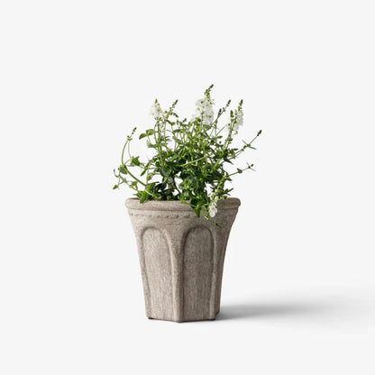 Terra Arc Planter