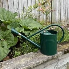 7.5 litre Classic Outdoor Watering Can - The Flower Crate