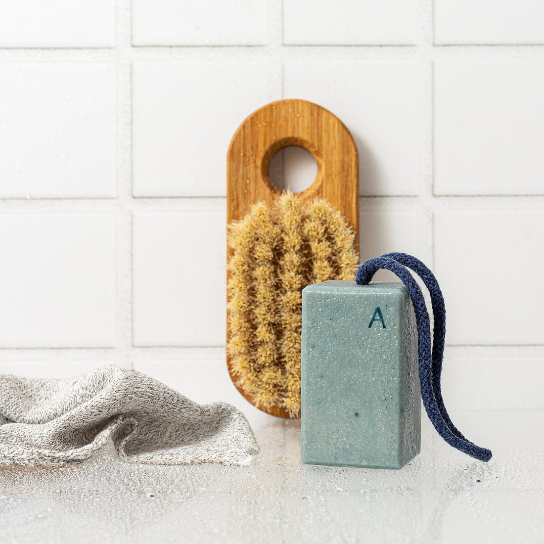 Aermeda Soap - Soothing Indigo, Oatmeal &amp; Kaolin Clay - The Flower Crate