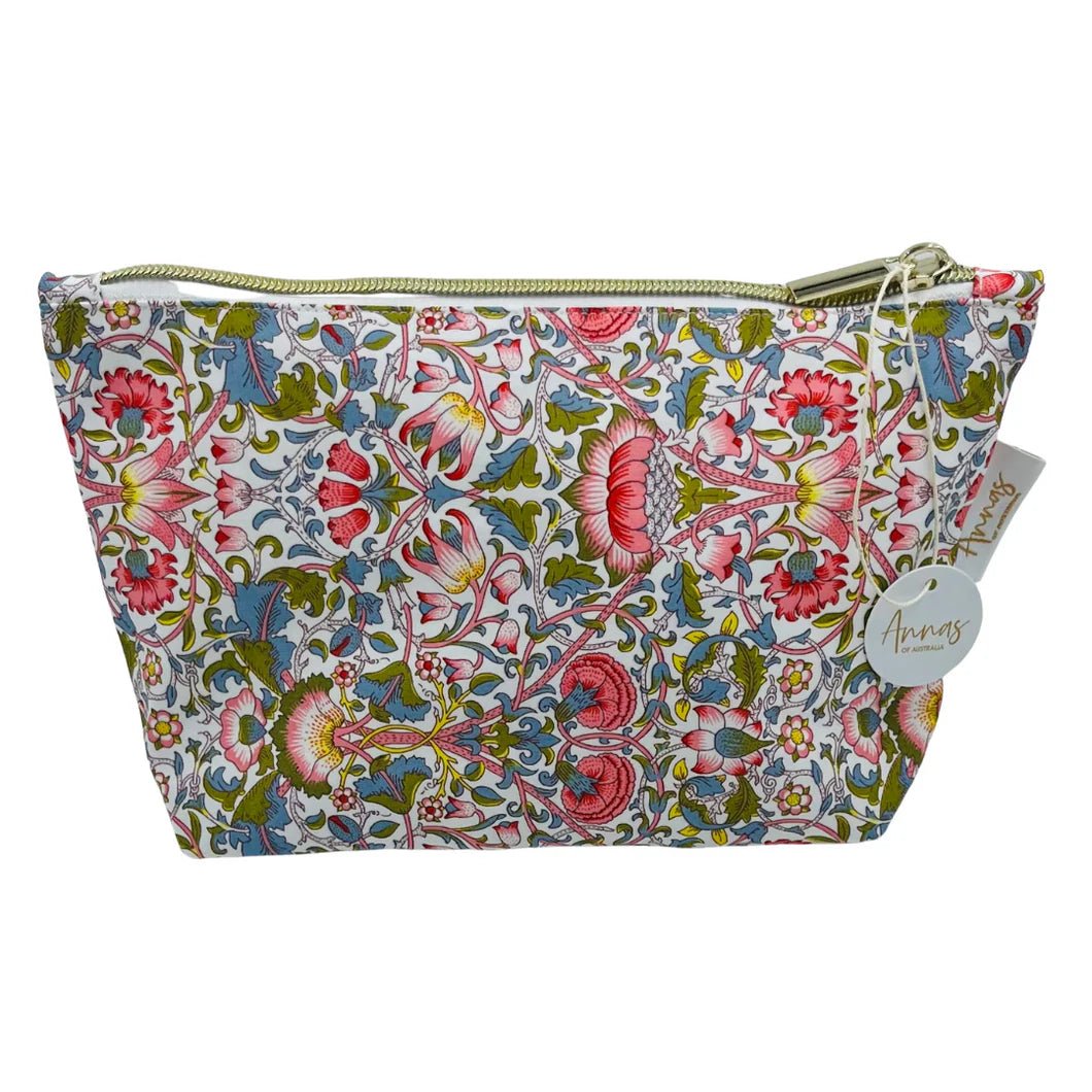 Anna&