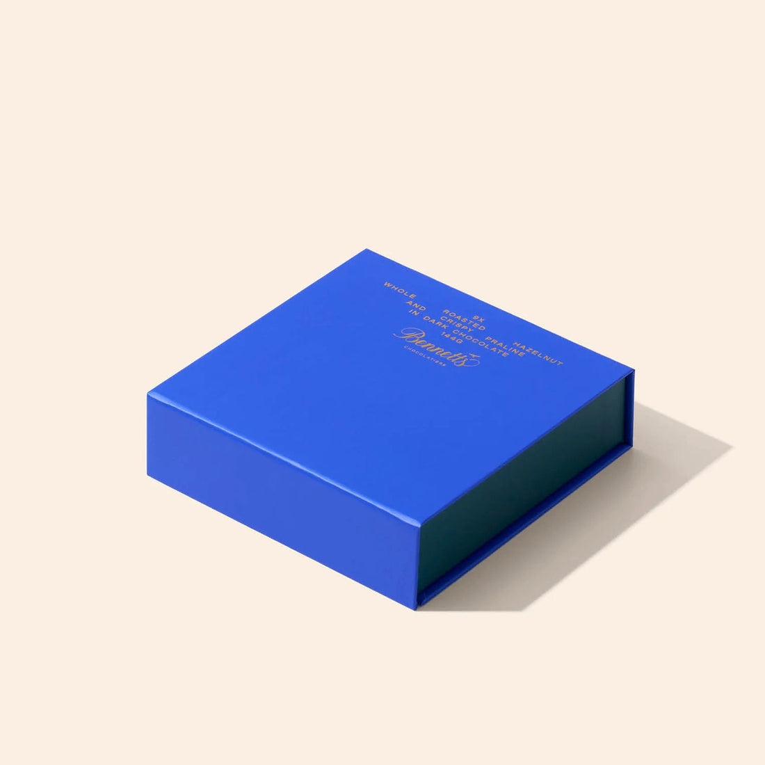 Bennetts - 9 Whole Roasted Hazelnut &amp; Crispy Praline, Dark Chocolate - The Flower Crate