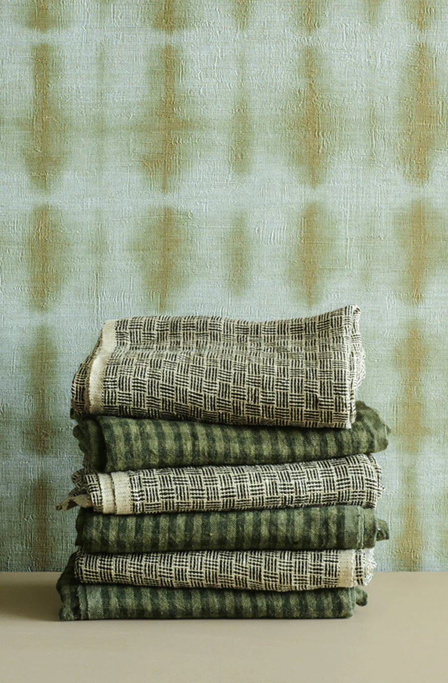 Bianca Lorenne - Sage Check Tea Towel - The Flower Crate